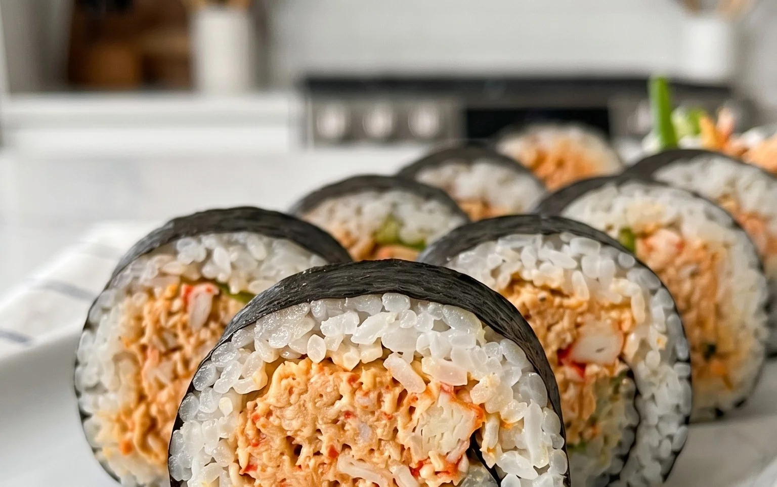 Kani Sushi (Spicy Crab Roll)